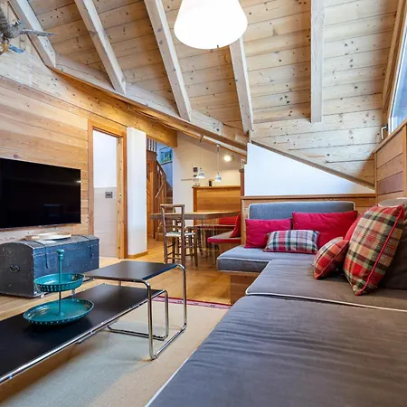 Attic Dolasilla * Selva di Val Gardena